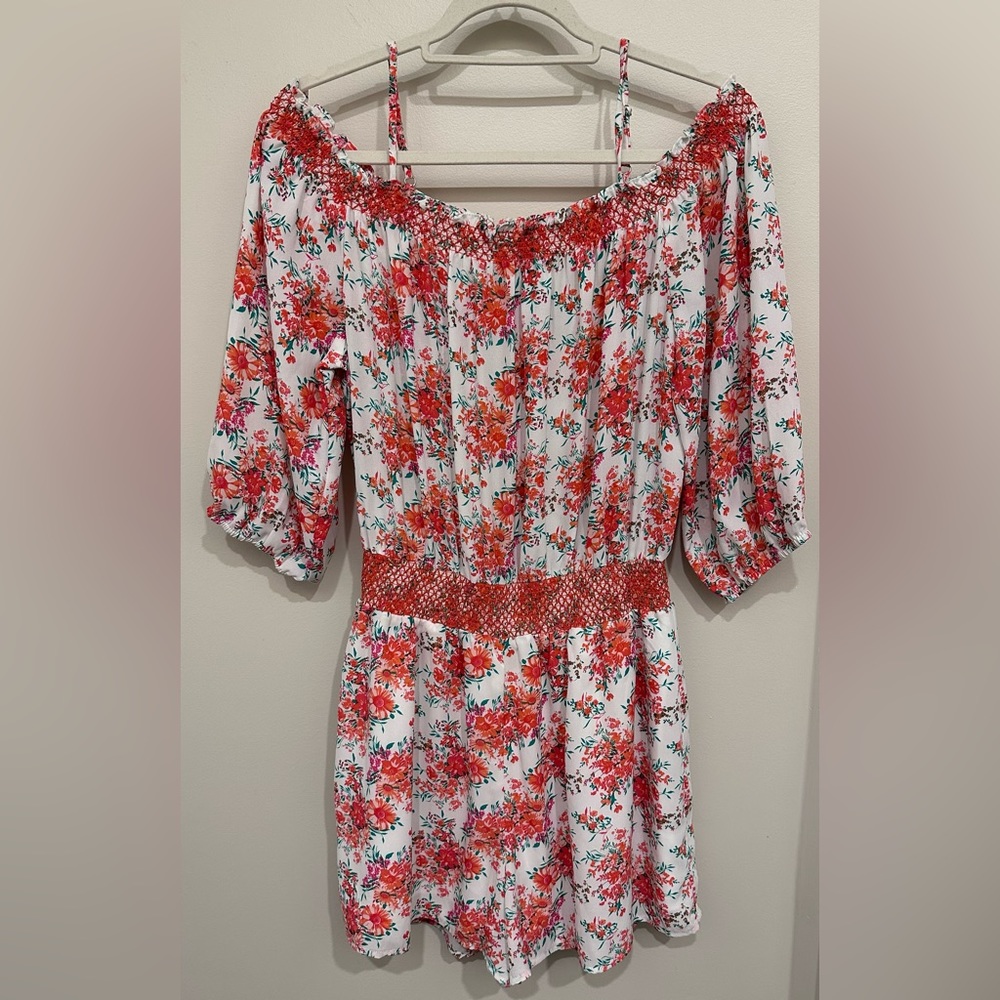 Anthropologie Skies are Blue Red White Floral Shorts 3/4 Sleeve Smocked Romper
